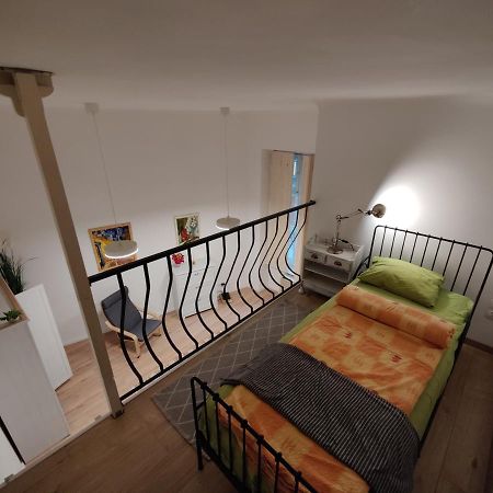 Calm, Artistic Apartment 9Th Distric Central City Budapest Eksteriør billede